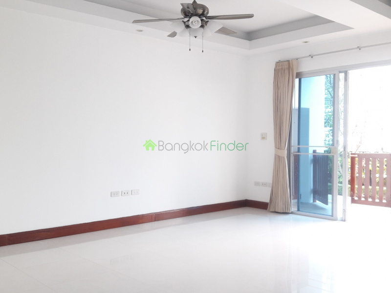 Sukhumvit-Phrom Phong, Phrom Phong, Bangkok, Thailand, 4 Bedrooms Bedrooms, ,3 BathroomsBathrooms,House,For Rent,Sukhumvit-Phrom Phong,744