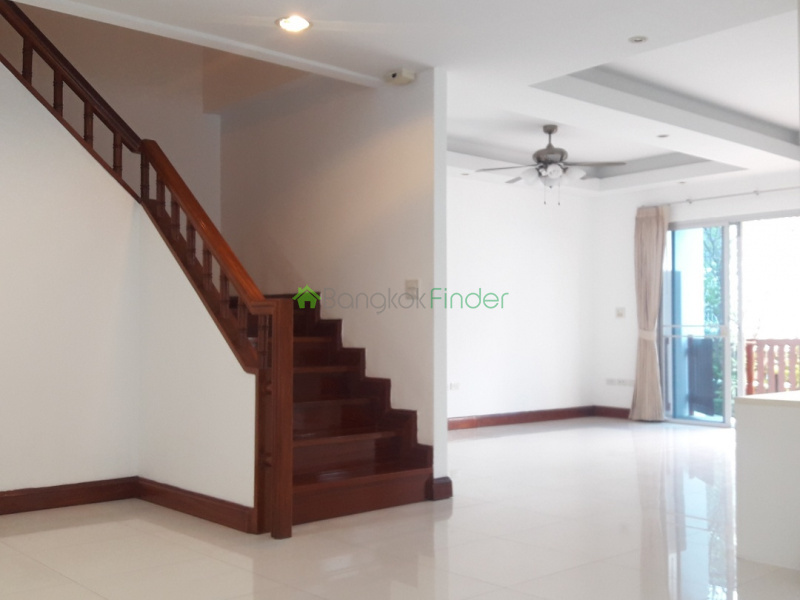 Sukhumvit-Phrom Phong, Phrom Phong, Bangkok, Thailand, 4 Bedrooms Bedrooms, ,3 BathroomsBathrooms,House,For Rent,Sukhumvit-Phrom Phong,744