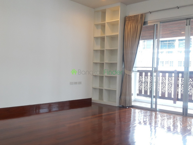 Sukhumvit-Phrom Phong, Phrom Phong, Bangkok, Thailand, 4 Bedrooms Bedrooms, ,3 BathroomsBathrooms,House,For Rent,Sukhumvit-Phrom Phong,744