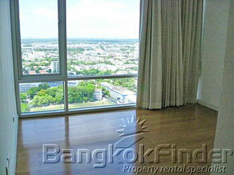 Sukhumvit-Ekamai, Ekamai, Bangkok, Thailand, 3 Bedrooms Bedrooms, ,3 BathroomsBathrooms,Condo,For Rent,Fullerton Sukhumvit,Sukhumvit-Ekamai,853