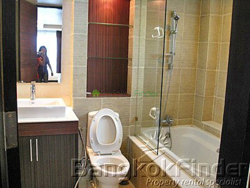 Sukhumvit-Ekamai, Ekamai, Bangkok, Thailand, 3 Bedrooms Bedrooms, ,3 BathroomsBathrooms,Condo,For Rent,Avenue 61,Sukhumvit-Ekamai,942