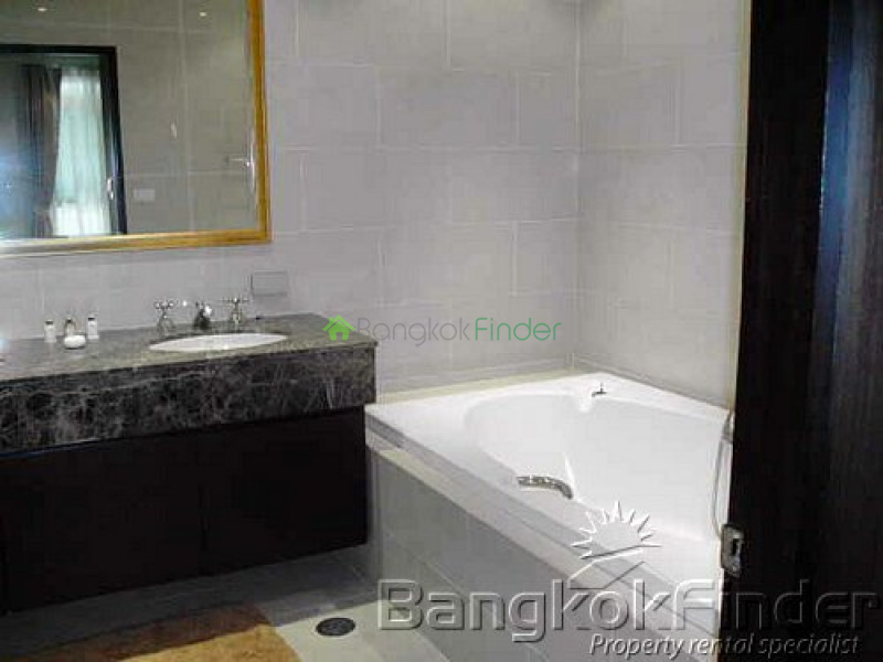 39 Sukhumvit, Phrom Phong, Bangkok, Thailand, 3 Bedrooms Bedrooms, ,2 BathroomsBathrooms,Condo,For Rent,The Cadogan,Sukhumvit,981