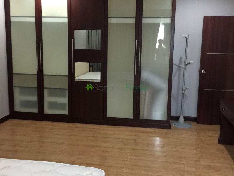 Silom, Silom, Bangkok, Thailand, 1 Bedroom Bedrooms, ,1 BathroomBathrooms,Condo,For Rent,Silom Grand Terrace,Silom,1157