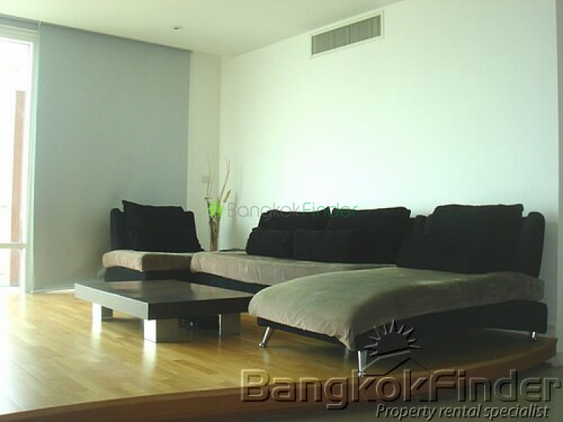 Sukhumvit-Ekamai, Ekamai, Bangkok, Thailand, 3 Bedrooms Bedrooms, ,3 BathroomsBathrooms,Condo,For Rent,Fullerton Sukhumvit,Sukhumvit-Ekamai,1352