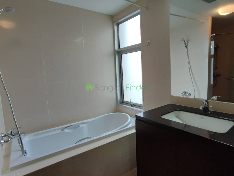 Sukhumvit-Asoke, Asoke, Bangkok, Thailand, 3 Bedrooms Bedrooms, ,3 BathroomsBathrooms,Condo,For Rent,Y.O. Place,Sukhumvit-Asoke,1363