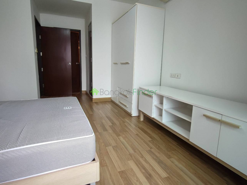 Sukhumvit-Asoke, Asoke, Bangkok, Thailand, 3 Bedrooms Bedrooms, ,3 BathroomsBathrooms,Condo,For Rent,Y.O. Place,Sukhumvit-Asoke,1363