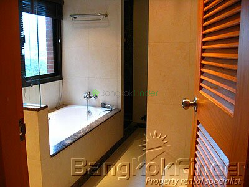 Sukhumvit-Ekamai, Ekamai, Bangkok, Thailand, 2 Bedrooms Bedrooms, ,3 BathroomsBathrooms,Condo,For Rent,Baan Ananda,Sukhumvit-Ekamai,1452
