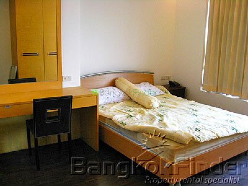 Ploenchit-Chidlom, Ploenchit, Bangkok, Thailand, 3 Bedrooms Bedrooms, ,4 BathroomsBathrooms,Condo,For Rent,Langsuan Ville,Ploenchit-Chidlom,1500