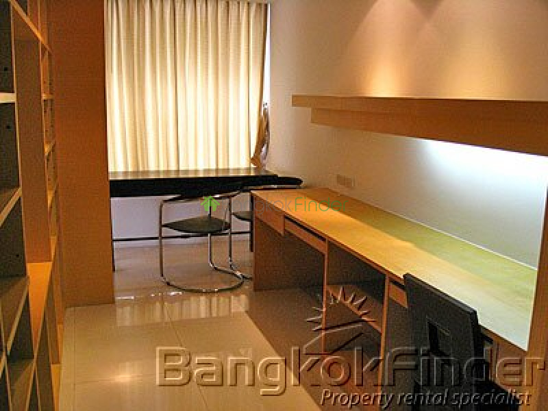 Ploenchit-Chidlom, Ploenchit, Bangkok, Thailand, 3 Bedrooms Bedrooms, ,4 BathroomsBathrooms,Condo,For Rent,Langsuan Ville,Ploenchit-Chidlom,1500