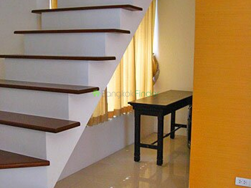 Ploenchit-Chidlom, Ploenchit, Bangkok, Thailand, 3 Bedrooms Bedrooms, ,4 BathroomsBathrooms,Condo,For Rent,Langsuan Ville,Ploenchit-Chidlom,1500