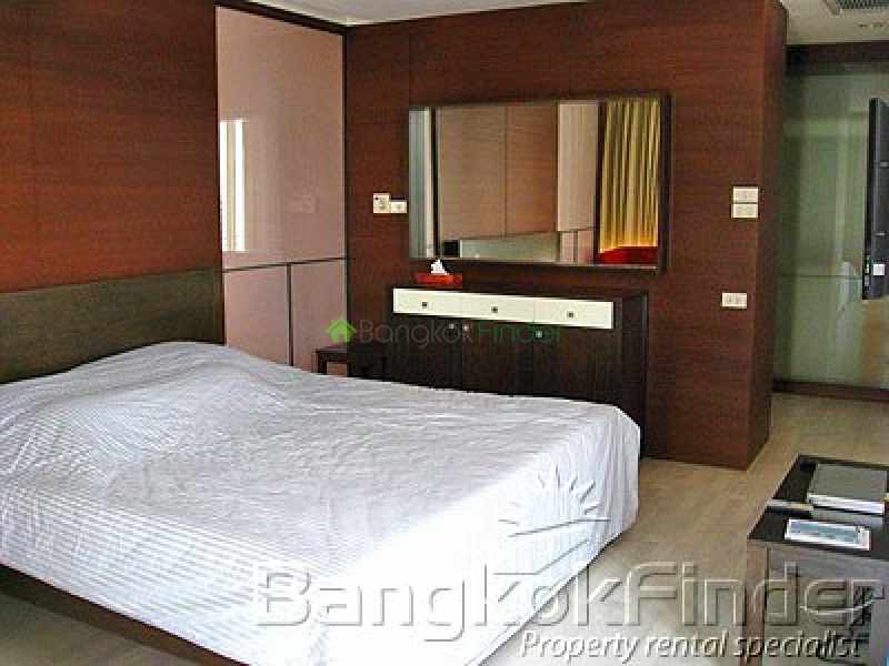 Ploenchit-Chidlom, Ploenchit, Bangkok, Thailand, 3 Bedrooms Bedrooms, ,4 BathroomsBathrooms,Condo,For Rent,Langsuan Ville,Ploenchit-Chidlom,1500