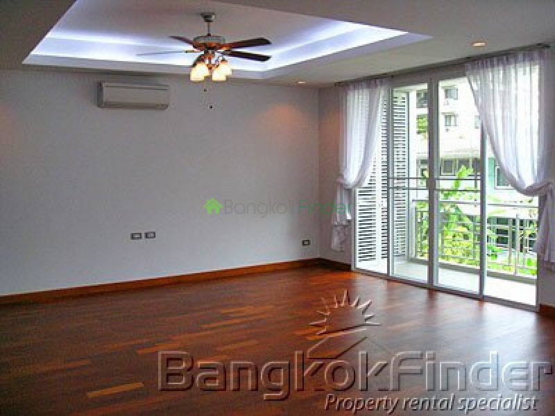 Sukhumvit-Phrom Phong, Phrom Phong, Bangkok, Thailand, 4 Bedrooms Bedrooms, ,5 BathroomsBathrooms,House,For Rent,Sukhumvit-Phrom Phong,1624