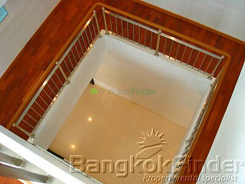 Sukhumvit-Phrom Phong, Phrom Phong, Bangkok, Thailand, 4 Bedrooms Bedrooms, ,5 BathroomsBathrooms,House,For Rent,Sukhumvit-Phrom Phong,1624