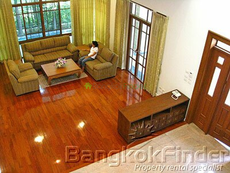 Sukhumvit-Phra Kanong, Phra Khanong, Bangkok, Thailand, 4 Bedrooms Bedrooms, ,4 BathroomsBathrooms,House,For Rent,Sukhumvit-Phra Kanong,1649