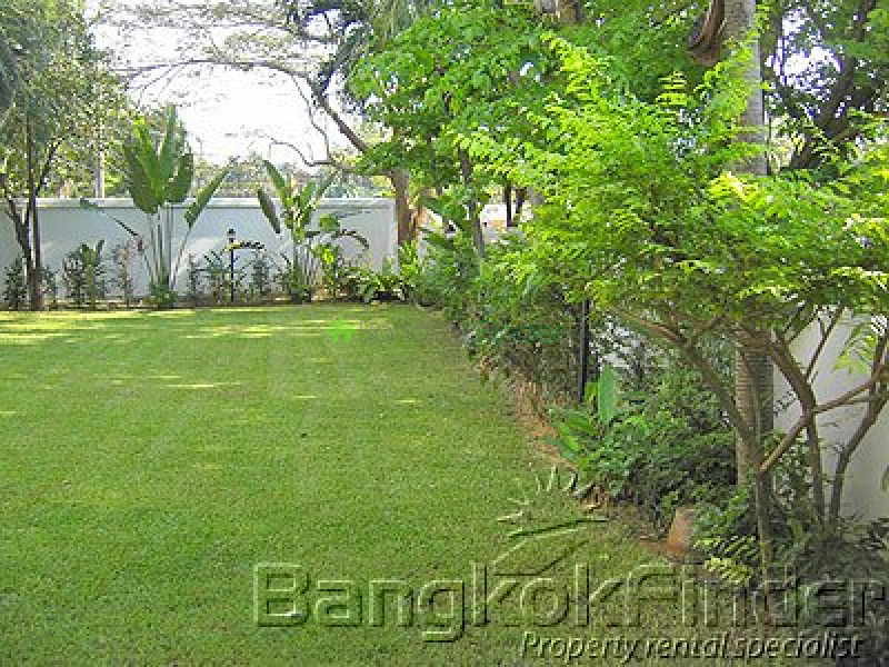 4 bedroom house for rent bangkok thailand