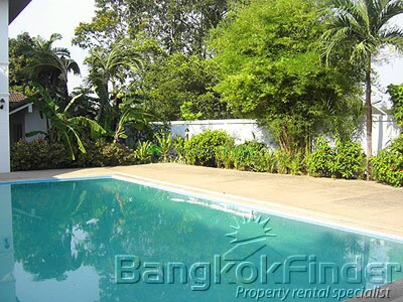 4 bedroom house for rent bangkok thailand