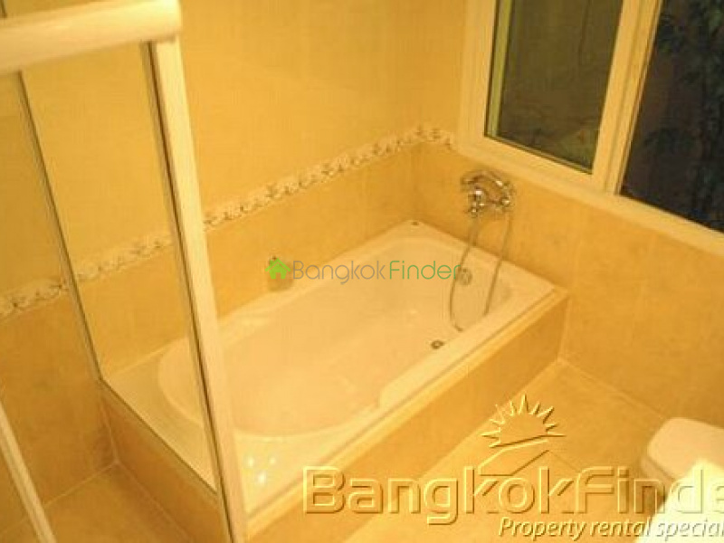 Sathorn, Sathorn, Bangkok, Thailand, 3 Bedrooms Bedrooms, ,3 BathroomsBathrooms,Condo,For Rent,The Bangkok Narathiwat,Sathorn,1693