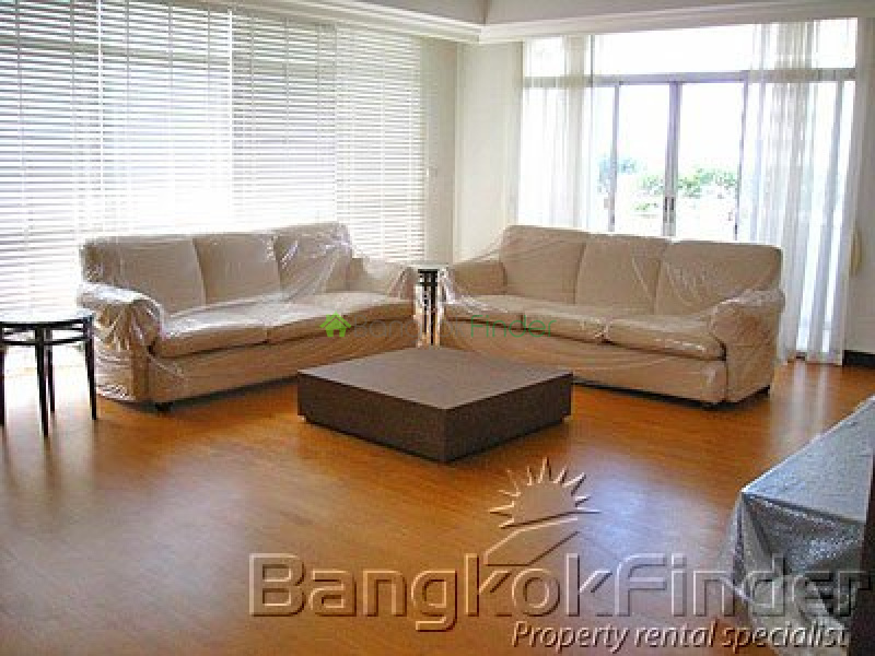 Sukhumvit-Ekamai, Ekamai, Bangkok, Thailand, 3 Bedrooms Bedrooms, ,3 BathroomsBathrooms,Condo,For Rent,La Cascade,Sukhumvit-Ekamai,1714