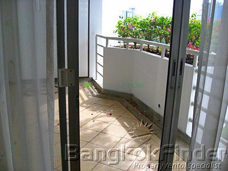 Sukhumvit-Ekamai, Ekamai, Bangkok, Thailand, 3 Bedrooms Bedrooms, ,3 BathroomsBathrooms,Condo,For Rent,La Cascade,Sukhumvit-Ekamai,1714