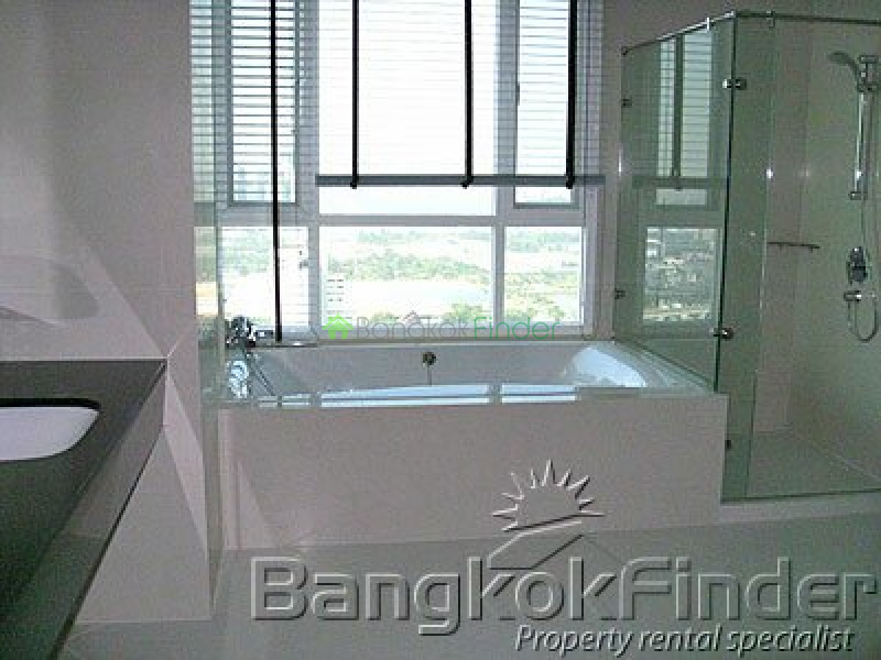 Sukhumvit-Phrom Phong, Phrom Phong, Bangkok, Thailand, 4 Bedrooms Bedrooms, ,4 BathroomsBathrooms,Condo,For Rent,The Residence 24,Sukhumvit-Phrom Phong,1753