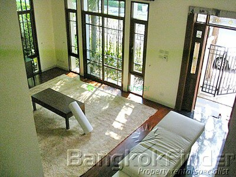 Sukhumvit-Phra Kanong, Phra Khanong, Bangkok, Thailand, 4 Bedrooms Bedrooms, ,5 BathroomsBathrooms,House,For Rent,Sukhumvit-Phra Kanong,1777