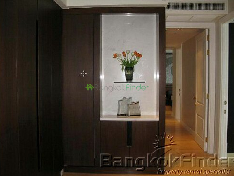 Ploenchit-Chidlom, Ploenchit, Bangkok, Thailand, 2 Bedrooms Bedrooms, ,2 BathroomsBathrooms,Condo,For Rent,Athenee Residence,Ploenchit-Chidlom,1797