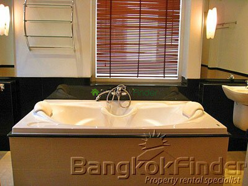 Sukhumvit-Asoke, Asoke, Bangkok, Thailand, 4 Bedrooms Bedrooms, ,5 BathroomsBathrooms,Condo,For Rent,The Verandah,Sukhumvit-Asoke,1822