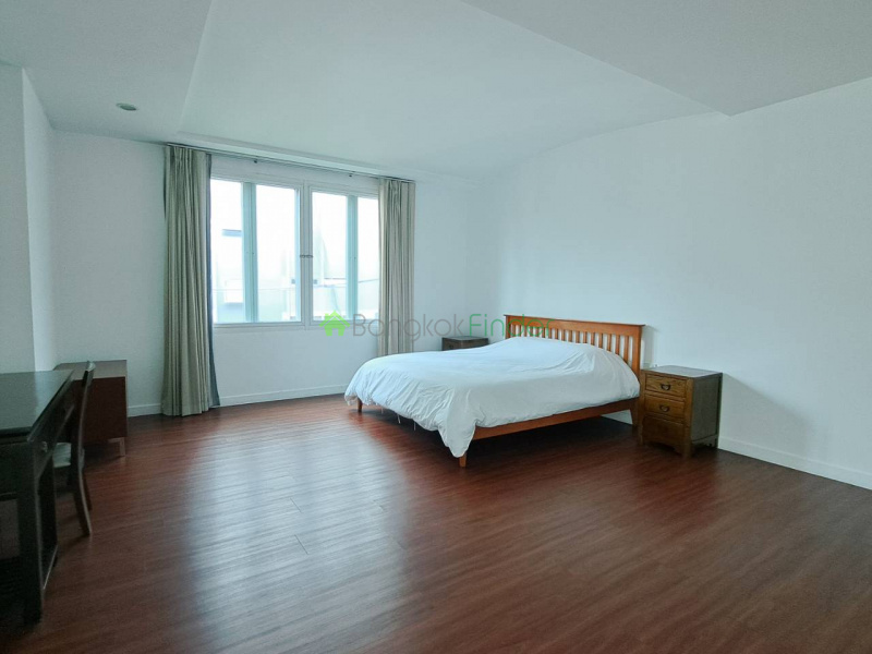 Sukhumvit-Asoke, Asoke, Bangkok, Thailand, 4 Bedrooms Bedrooms, ,5 BathroomsBathrooms,Condo,For Rent,The Verandah,Sukhumvit-Asoke,1822