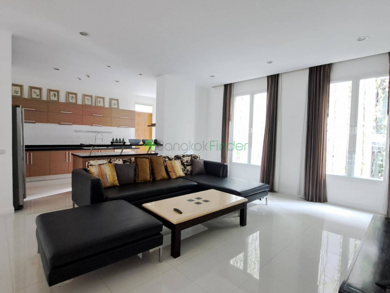 Sukhumvit-Asoke, Asoke, Bangkok, Thailand, 4 Bedrooms Bedrooms, ,5 BathroomsBathrooms,Condo,For Rent,The Verandah,Sukhumvit-Asoke,1822