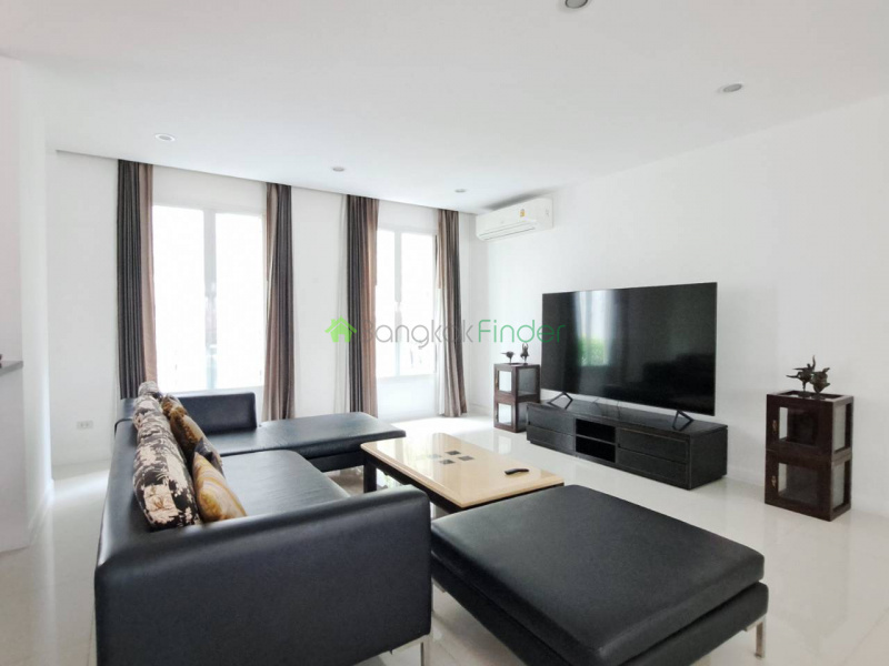 Sukhumvit-Asoke, Asoke, Bangkok, Thailand, 4 Bedrooms Bedrooms, ,5 BathroomsBathrooms,Condo,For Rent,The Verandah,Sukhumvit-Asoke,1822