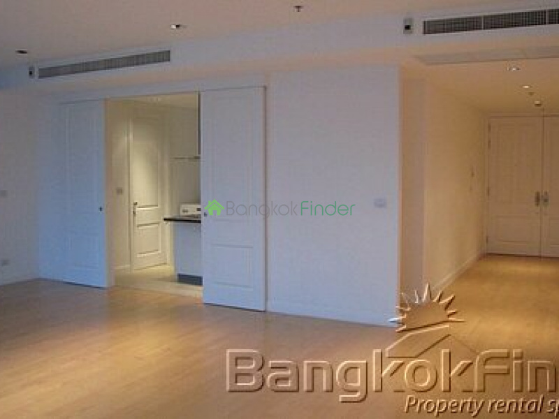 Ploenchit-Chidlom, Ploenchit, Bangkok, Thailand, 4 Bedrooms Bedrooms, ,4 BathroomsBathrooms,Condo,For Rent,Athenee Residence,Ploenchit-Chidlom,1838