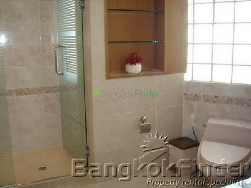 Sukhumvit-Asoke, Asoke, Bangkok, Thailand, 4 Bedrooms Bedrooms, ,4 BathroomsBathrooms,Condo,For Rent,Arunroj Tower,Sukhumvit-Asoke,1883