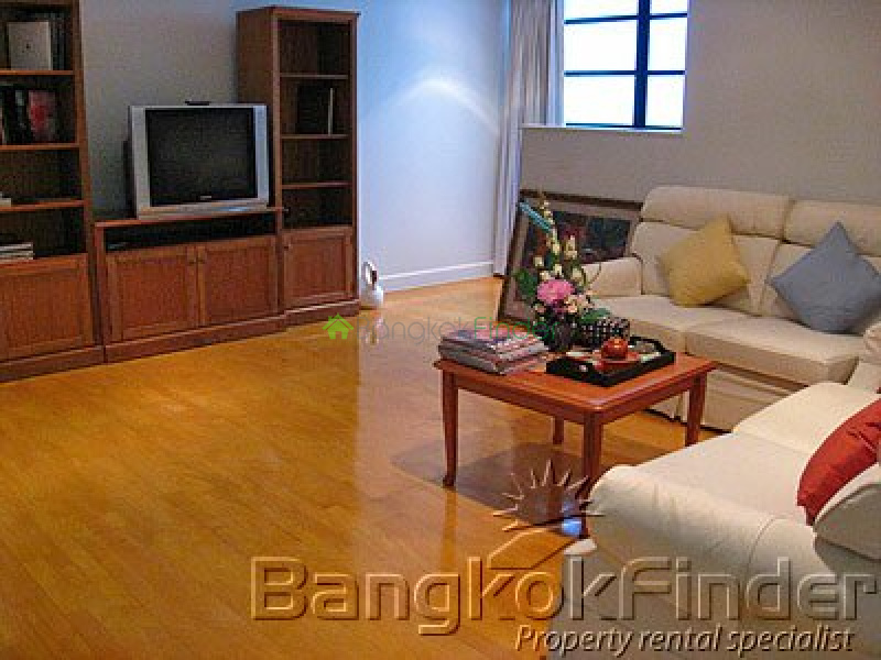 Sathorn, Sathorn, Bangkok, Thailand, 4 Bedrooms Bedrooms, ,4 BathroomsBathrooms,Condo,For Rent,Tipamas Suites,Sathorn,1934