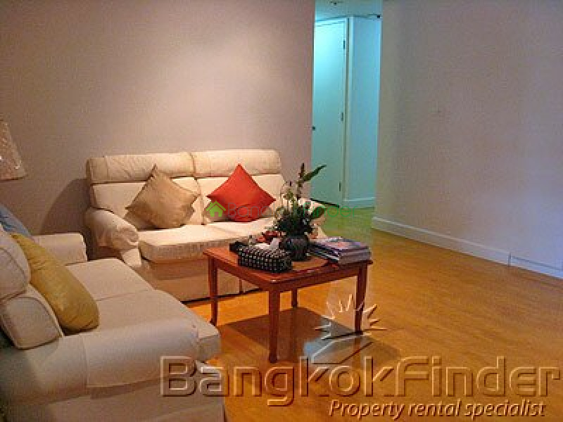 Sathorn, Sathorn, Bangkok, Thailand, 4 Bedrooms Bedrooms, ,4 BathroomsBathrooms,Condo,For Rent,Tipamas Suites,Sathorn,1934