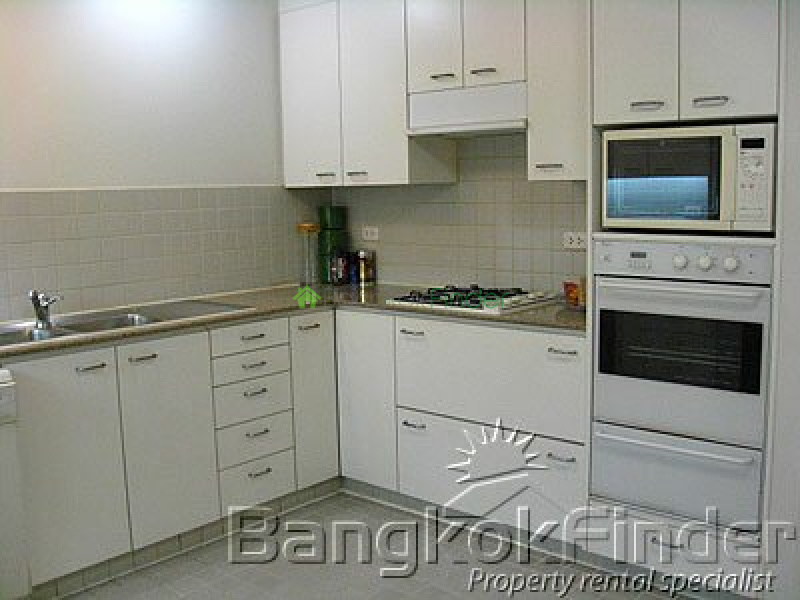 Sathorn, Sathorn, Bangkok, Thailand, 4 Bedrooms Bedrooms, ,4 BathroomsBathrooms,Condo,For Rent,Tipamas Suites,Sathorn,1934