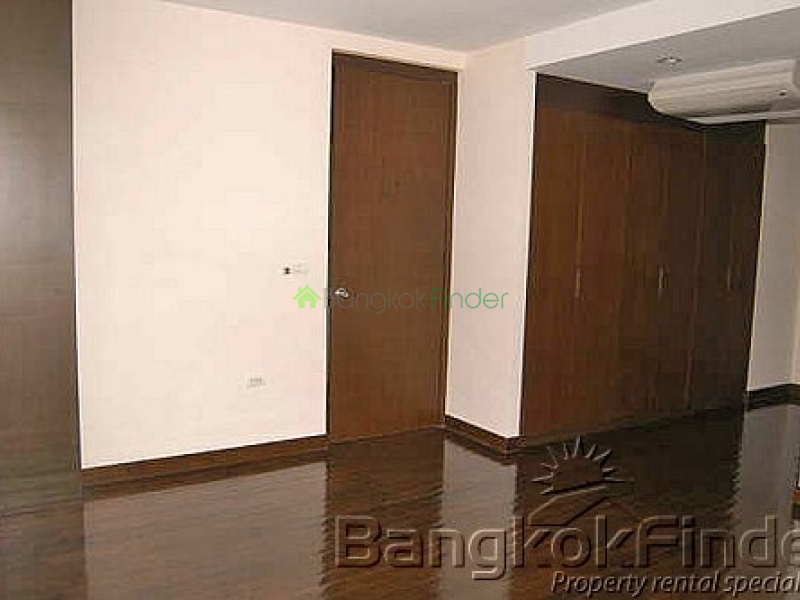 Sathorn, Sathorn, Bangkok, Thailand, 4 Bedrooms Bedrooms, ,3 BathroomsBathrooms,House,For Rent,Sathorn,1935