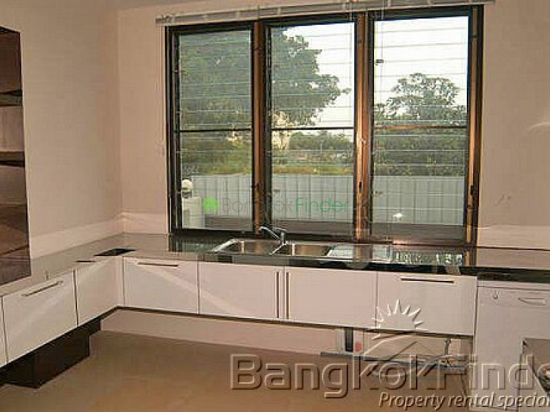 Sathorn, Sathorn, Bangkok, Thailand, 4 Bedrooms Bedrooms, ,3 BathroomsBathrooms,House,For Rent,Sathorn,1935