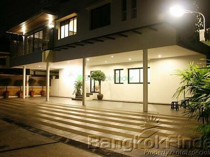 Sukhumvit-Phrom Phong, Phrom Phong, Bangkok, Thailand, 3 Bedrooms Bedrooms, ,3 BathroomsBathrooms,Condo,For Rent,Harmonized place,Sukhumvit-Phrom Phong,1961