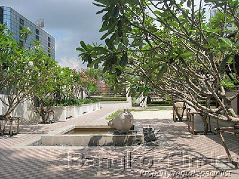 Ploenchit-Chidlom, Ploenchit, Bangkok, Thailand, 3 Bedrooms Bedrooms, ,3 BathroomsBathrooms,Condo,For Rent,Athenee Residence,Ploenchit-Chidlom,2067