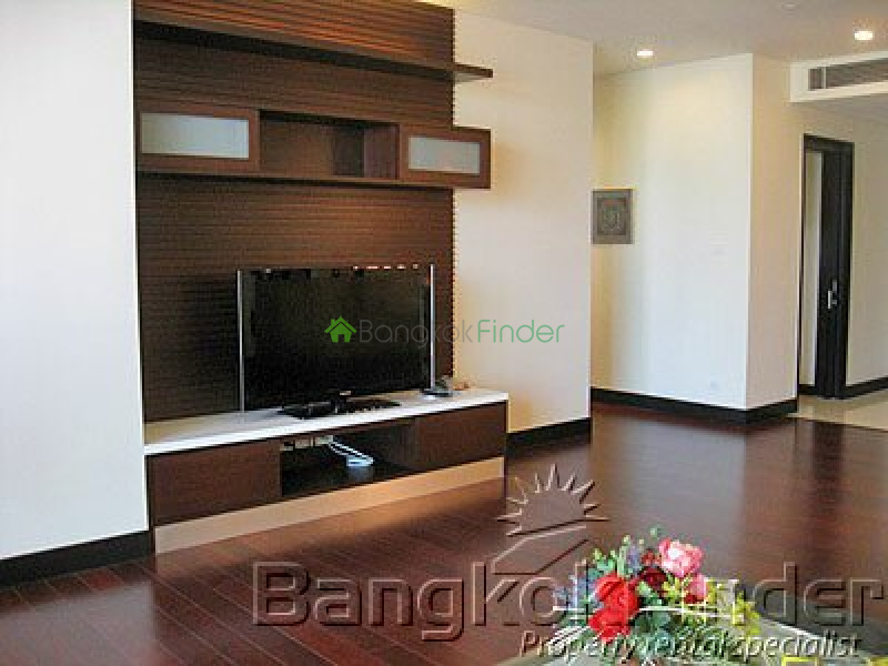 Ploenchit-Chidlom, Ploenchit, Bangkok, Thailand, 2 Bedrooms Bedrooms, ,2 BathroomsBathrooms,Condo,For Rent,Park Chidlom,Ploenchit-Chidlom,2113