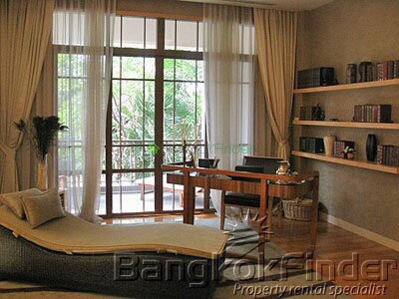 Sukhumvit-Phra Kanong, Phra Khanong, Bangkok, Thailand, 4 Bedrooms Bedrooms, ,5 BathroomsBathrooms,House,Sold,Sukhumvit-Phra Kanong,2117