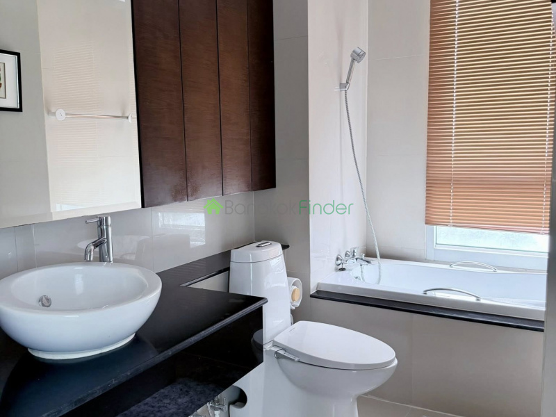 Sukhumvit-Ekamai, Ekamai, Bangkok, Thailand, 3 Bedrooms Bedrooms, 0 ,3 BathroomsBathrooms,Condo,For Rent,Nusasiri,Sukhumvit-Ekamai,2370