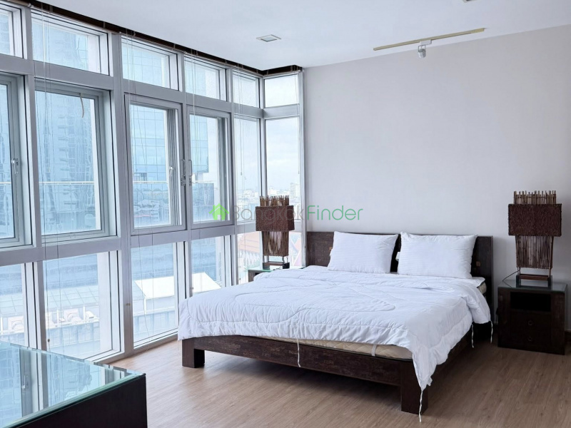 Sukhumvit-Ekamai, Ekamai, Bangkok, Thailand, 3 Bedrooms Bedrooms, 0 ,3 BathroomsBathrooms,Condo,For Rent,Nusasiri,Sukhumvit-Ekamai,2370