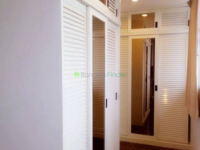 Sukhumvit-Ekamai, Ekamai, Bangkok, Thailand, 3 Bedrooms Bedrooms, ,2 BathroomsBathrooms,Condo,For Rent,Taiping Tower,Sukhumvit-Ekamai,2392