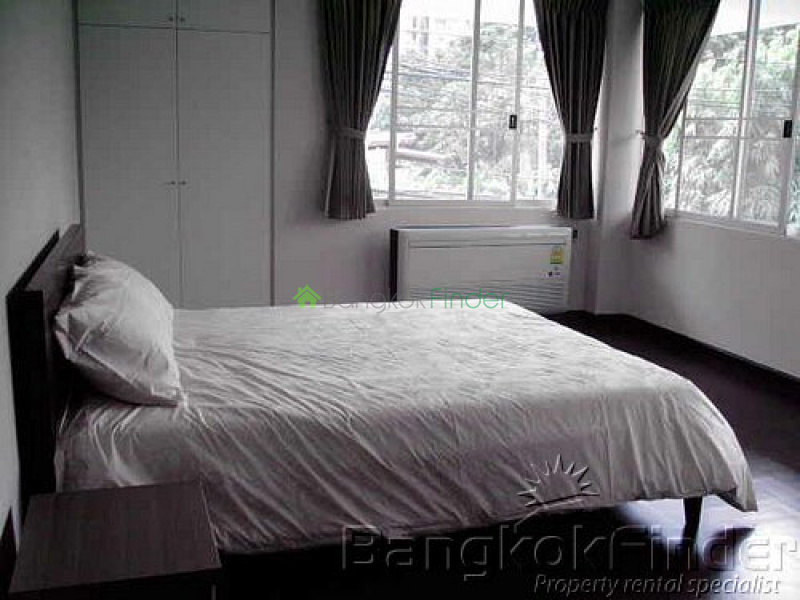 Sukhumvit-Asoke, Asoke, Bangkok, Thailand, 3 Bedrooms Bedrooms, ,3 BathroomsBathrooms,Condo,For Rent,P&P Court Apartment,Sukhumvit-Asoke,2489