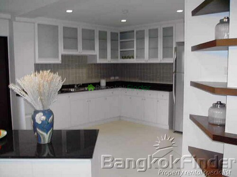 Sukhumvit-Asoke, Asoke, Bangkok, Thailand, 3 Bedrooms Bedrooms, ,3 BathroomsBathrooms,Condo,For Rent,P&P Court Apartment,Sukhumvit-Asoke,2489