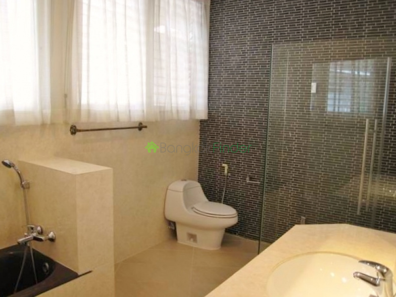 Sukhumvit- Phrom Phong- Phrom Phong- Bangkok- Thailand, 4 Bedrooms Bedrooms, ,4 BathroomsBathrooms,House,For Rent,Sukhumvit-Phrom Phong,2506