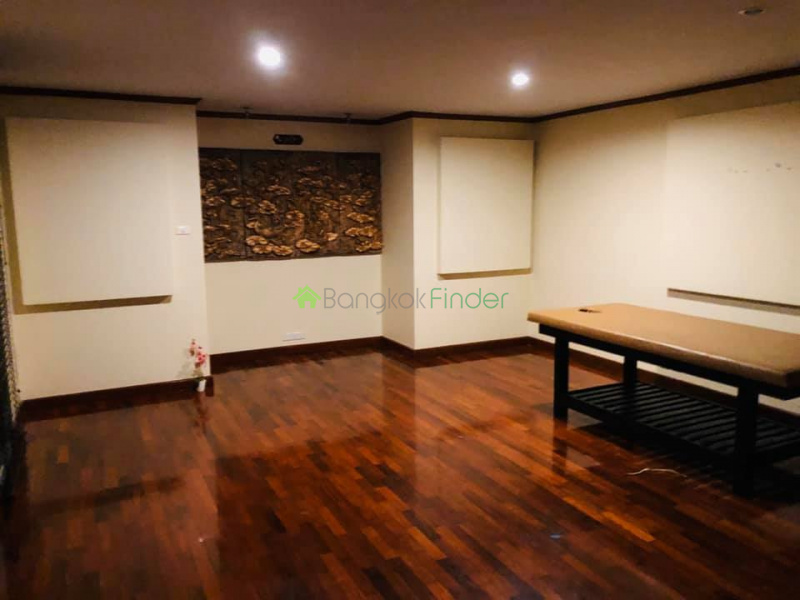 Sukhumvit-Asoke, Asoke, Bangkok, Thailand, 3 Bedrooms Bedrooms, ,4 BathroomsBathrooms,House,For Rent,Sukhumvit-Asoke,2746