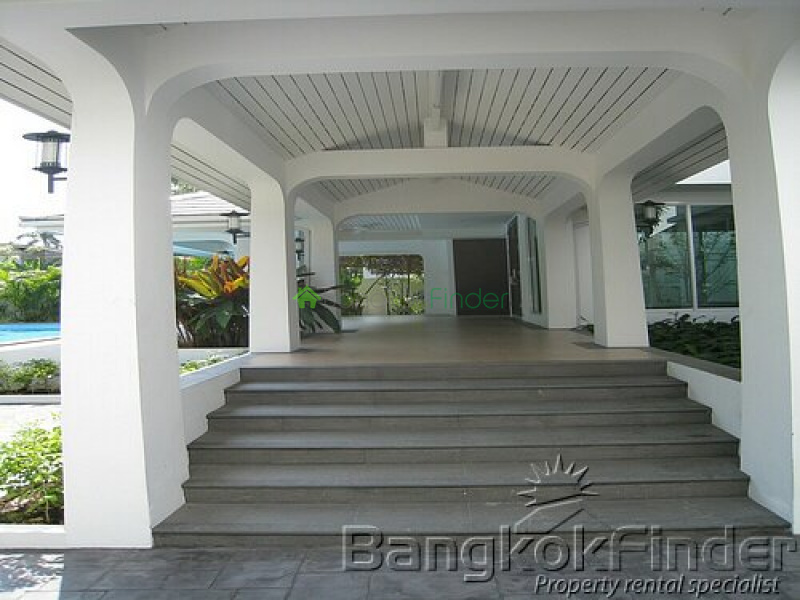 Sukhumvit-Phra Kanong, Phra Khanong, Bangkok, Thailand, 3 Bedrooms Bedrooms, ,3 BathroomsBathrooms,House,For Rent,Sukhumvit-Phra Kanong,2773