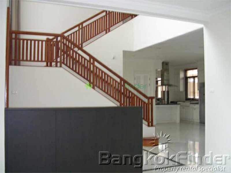 Pattanakarn, Pattanakarn, Bangkok, Thailand, 3 Bedrooms Bedrooms, ,4 BathroomsBathrooms,House,Sold,Pattanakarn,3002